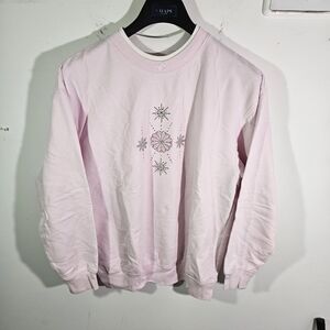 Vintage 90's Women's MC Sport Snowflake Pink Embroidered Crewneck Sweatshirt!